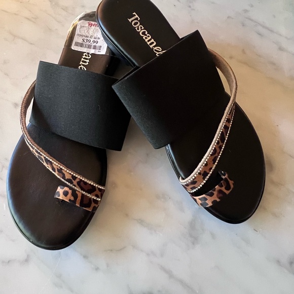 Shoes - Italian Sandals NWTs! Size 7.5 black leather with leopard trim.